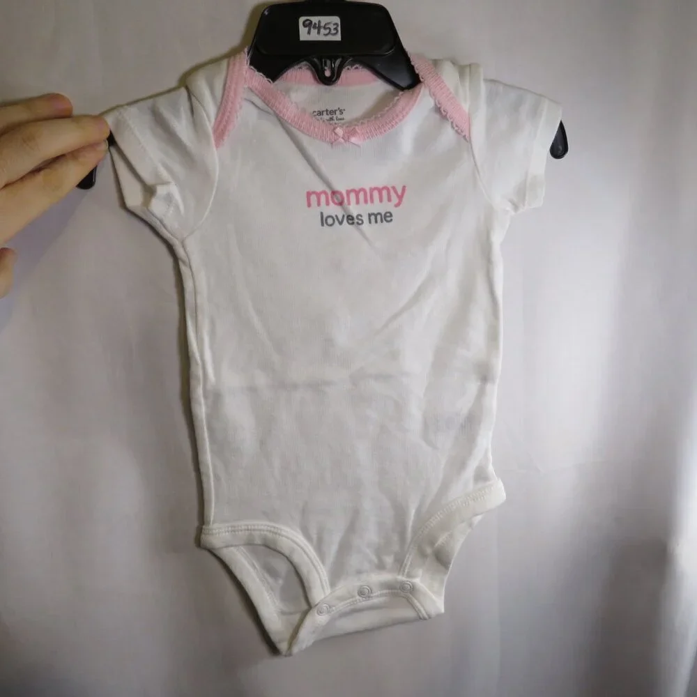 Baby...Mommy Loves Me bodysuit 3mts 100% cotton